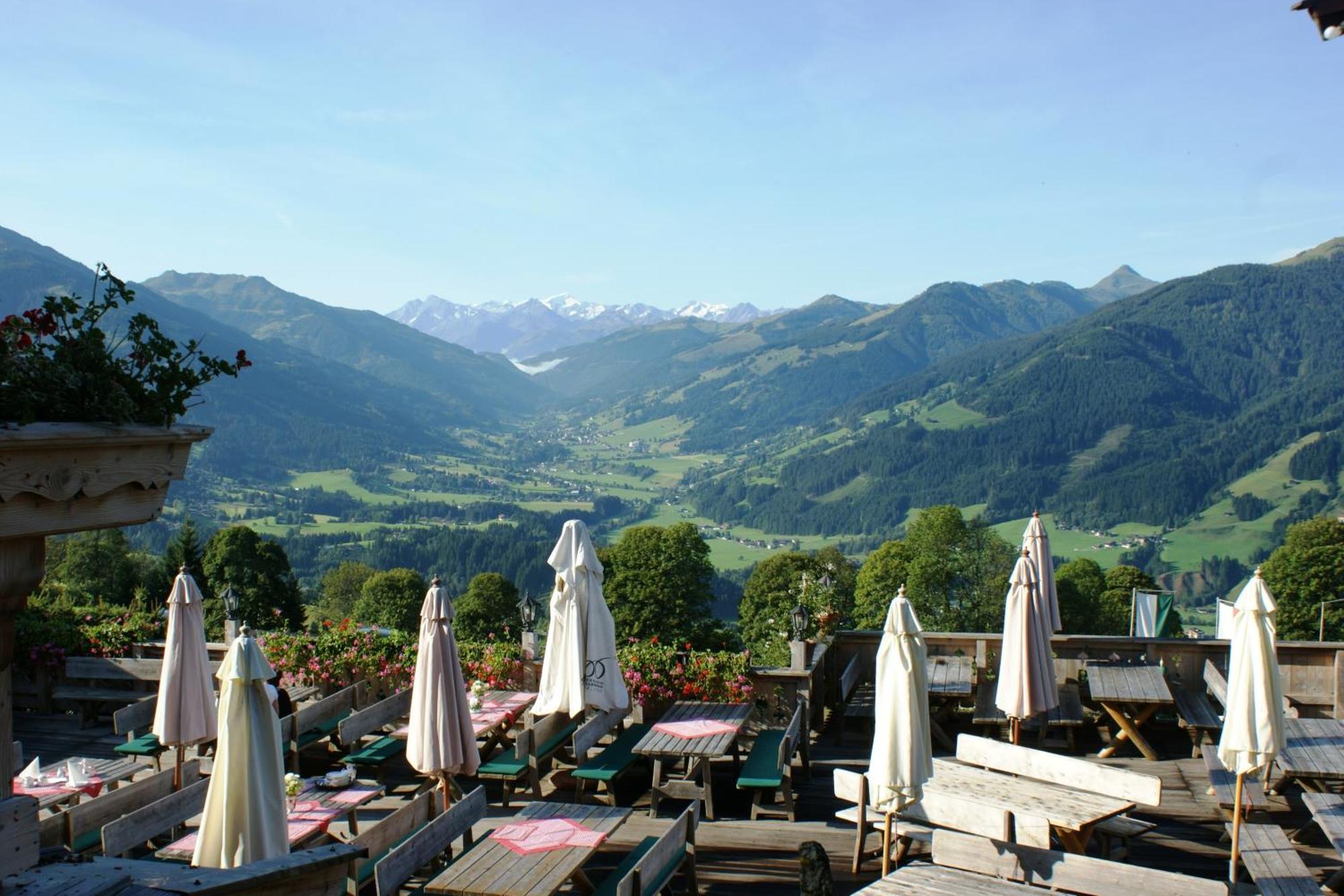 Rosis Sonnbergstuben Kitzbühel Exterior foto
