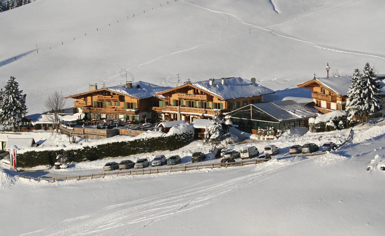 Rosis Sonnbergstuben Kitzbühel Exterior foto